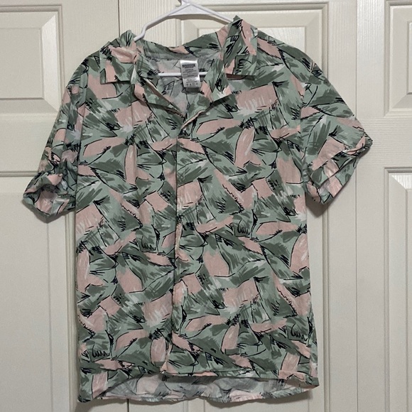 Hopper vacation shirt - Picture 1 of 4